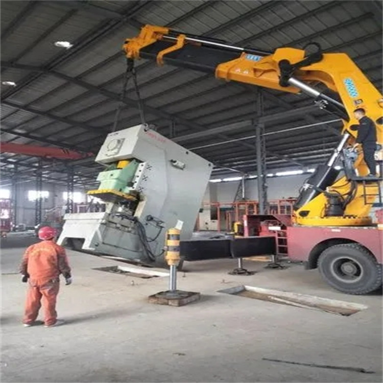 新津80吨折臂吊车出租附近电话